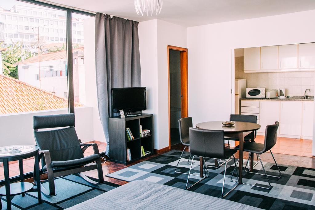Arts In Apartments Pina Funchal  Exterior photo